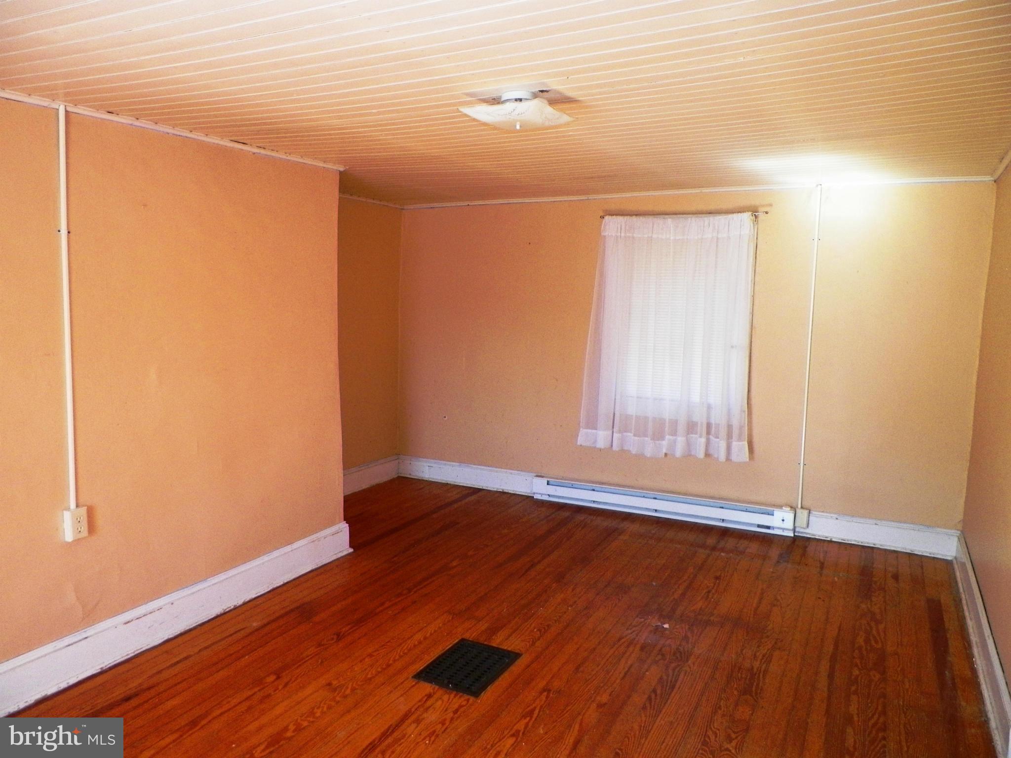 1950 Gerrardstown Road Gerrardstown, WV 25420 - Photo 9 of 17 Bedroom (Master)