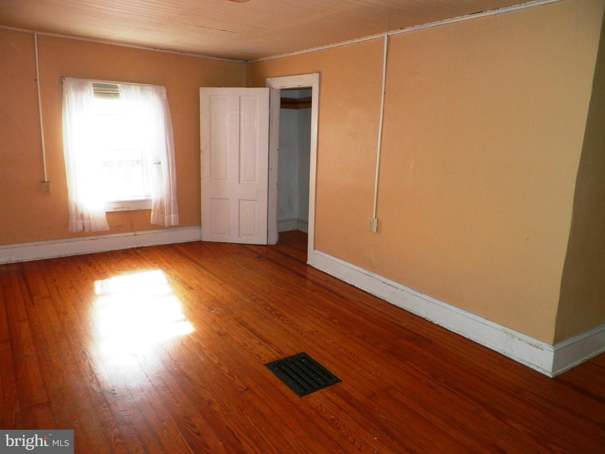 1950 Gerrardstown Road Gerrardstown, WV 25420 - Photo 10 of 17 Bedroom (Master)