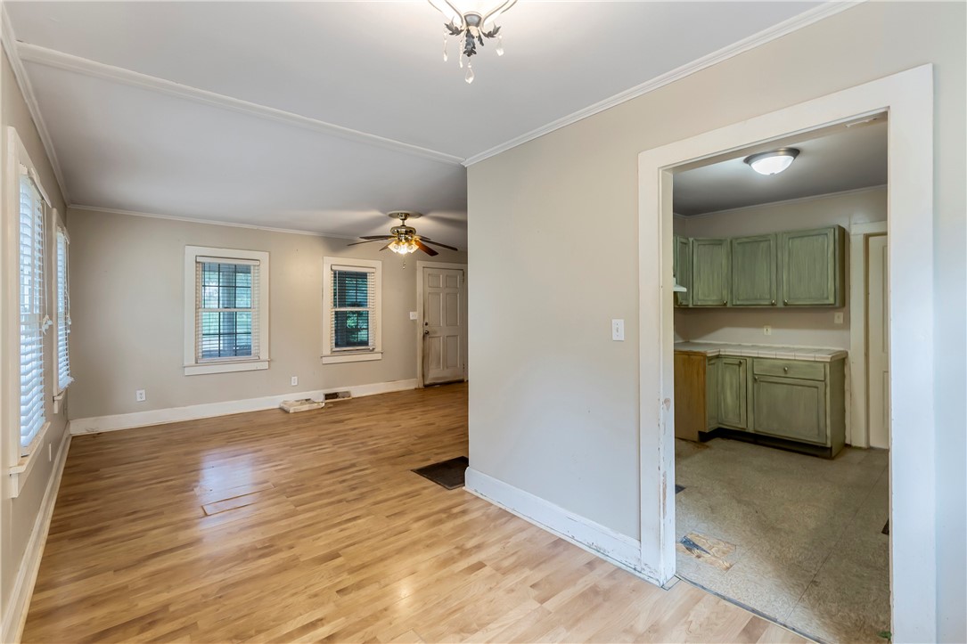 930 Cherry Street Pendleton, SC 29670 - Photo 6 of 27