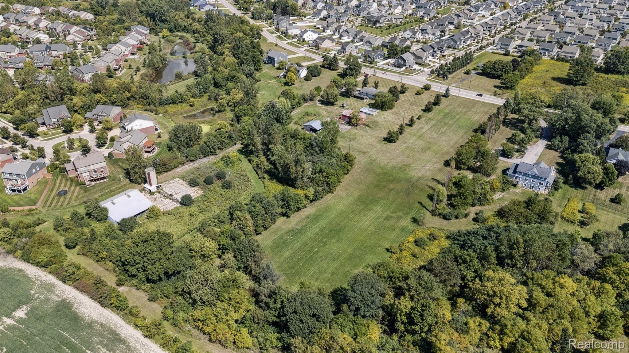 1100 Ridge Road South Canton, MI 48188 - Photo 50 of 51 1100-Ridge-Rd-S-Canton-Township-MI-48188-WindowStill-09.jpg
