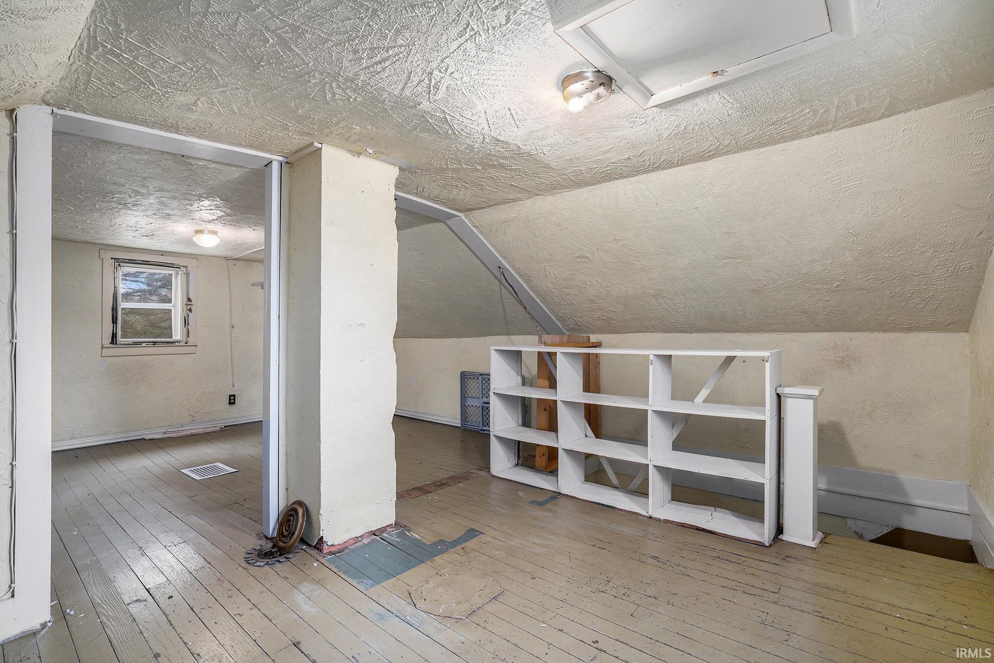 8704 East 400th Road North Leesburg, IN 46538 - Photo 12 of 16 Gallery Image 12