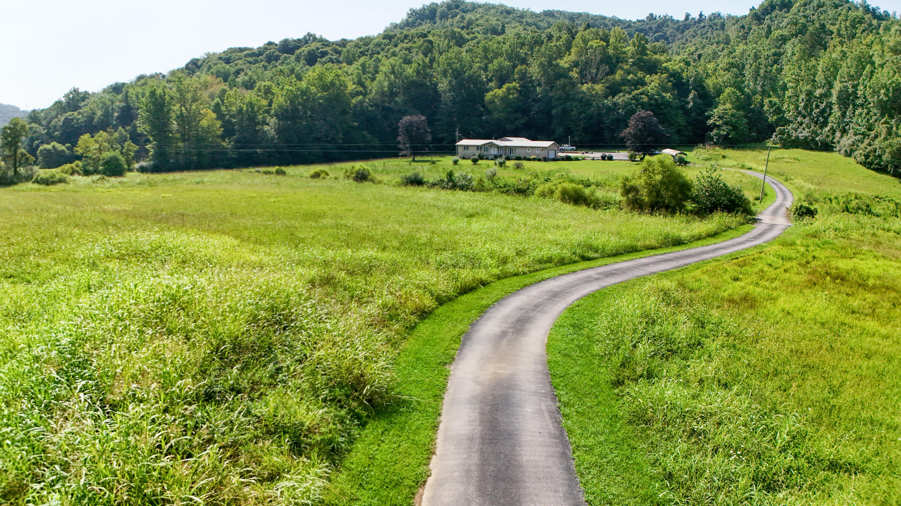 455 Mosley Br Road Woodbine, KY 40771 - Photo 15 of 51 LightroomRealEstateEdits-10