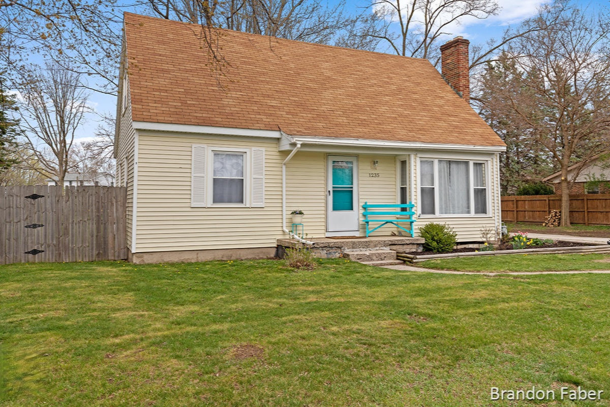 1235 Baldwin Street Jenison, MI 49428 - Photo 24 of 43 IMG_1001