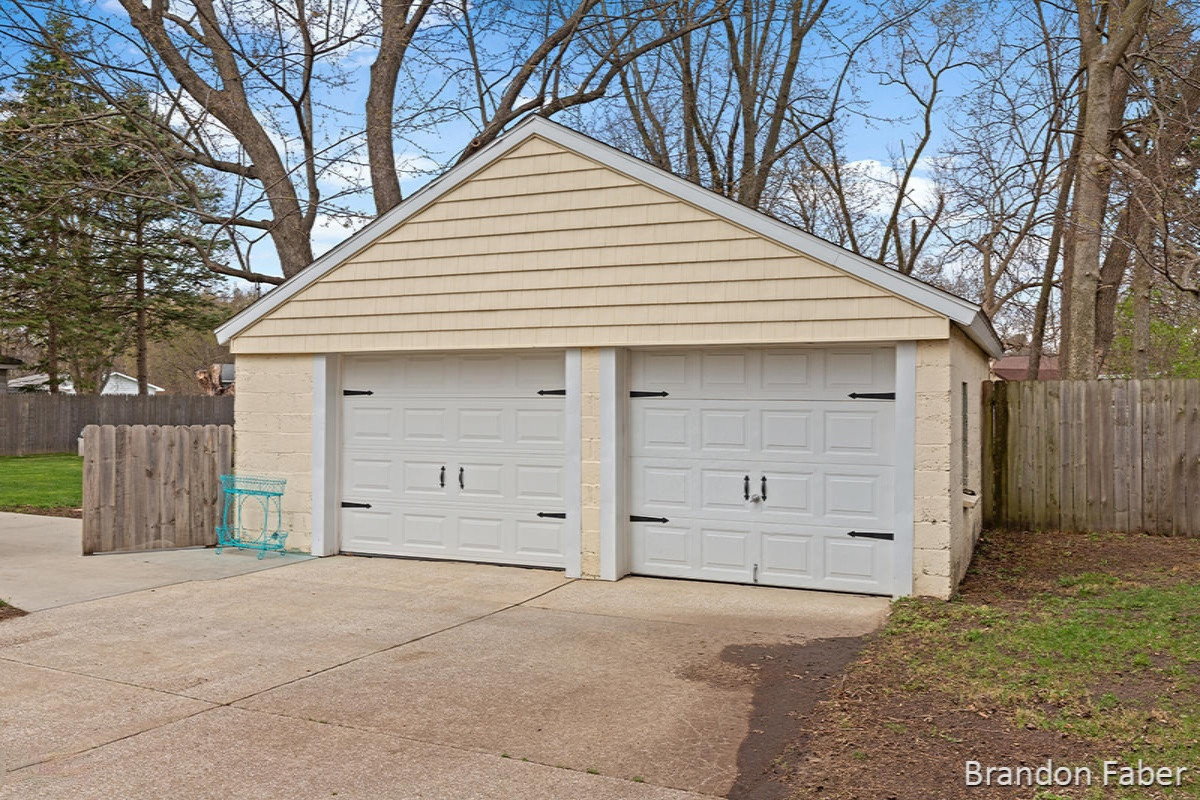 1235 Baldwin Street Jenison, MI 49428 - Photo 26 of 43 IMG_1022