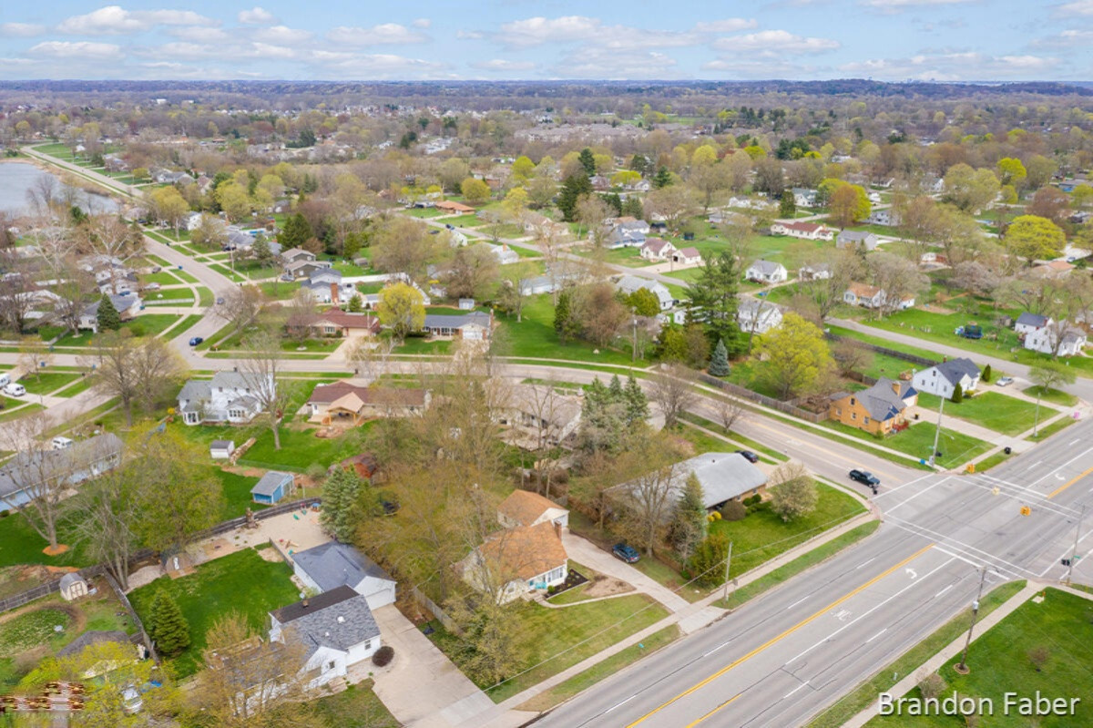 1235 Baldwin Street Jenison, MI 49428 - Photo 41 of 43 IMG_1037