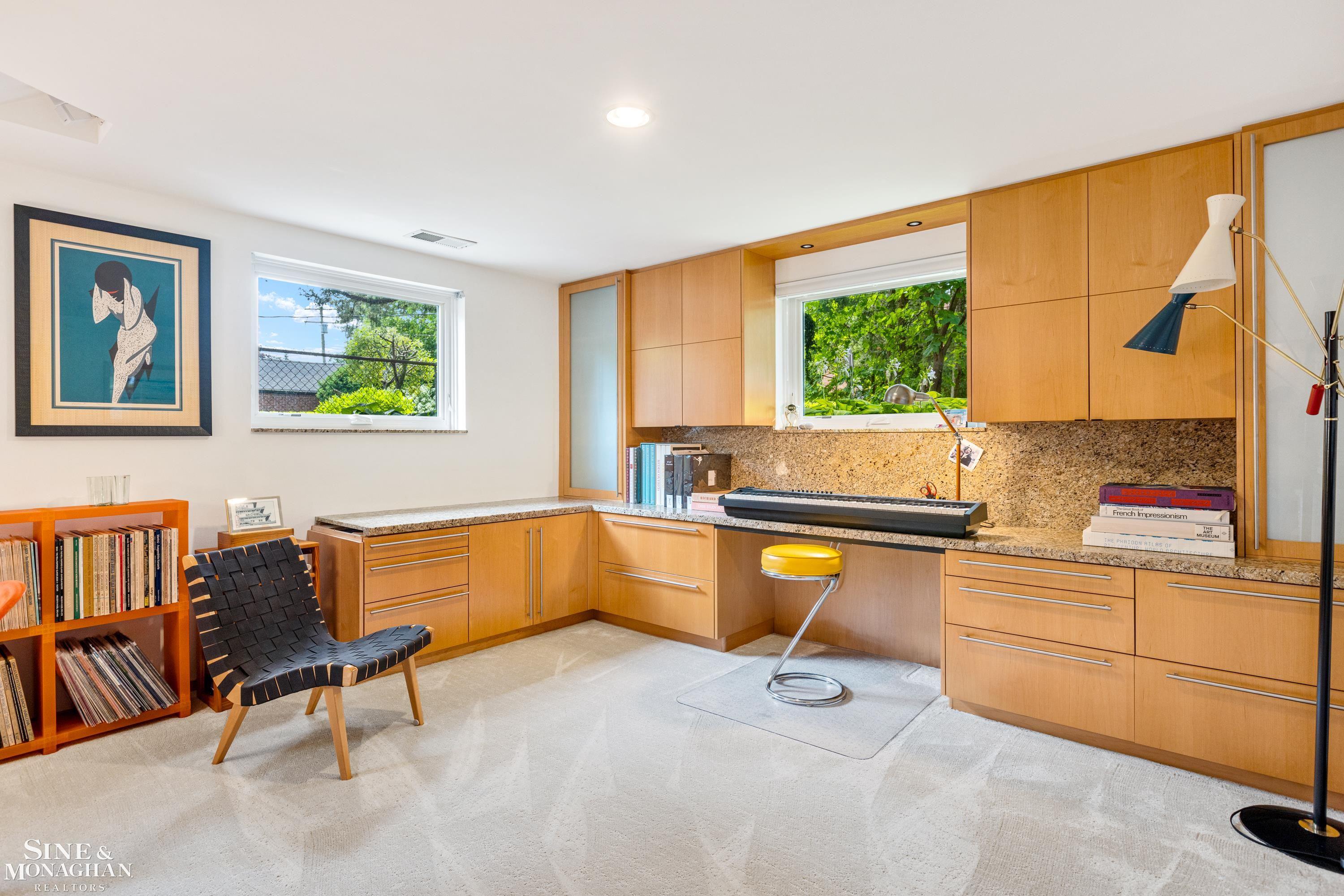 73 Hampton Road Grosse Pointe, MI 48236 - Photo 27 of 48 50120168-26.JPG
