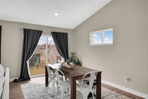 $520,000 | 18184 Hartlin Avenue, Lakeville, MN 55044