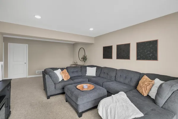 $520,000 | 18184 Hartlin Avenue, Lakeville, MN 55044