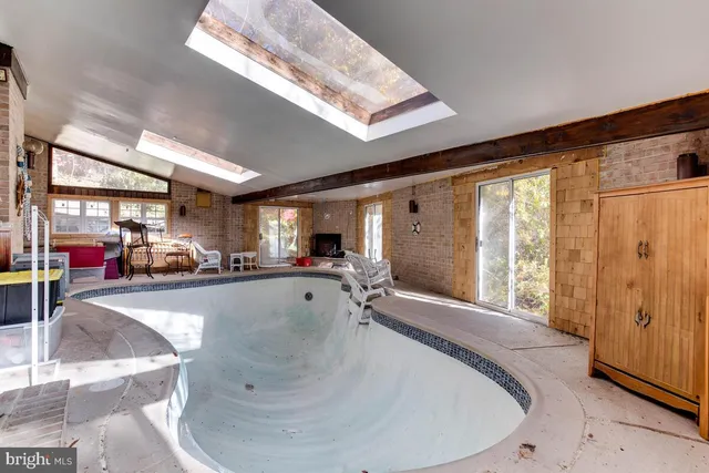 a view of a living room