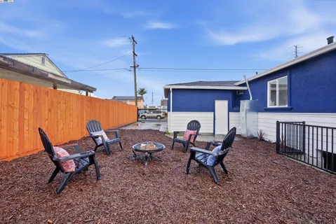 $599,000 | 9709 Coral Road, Oakland, CA 94603