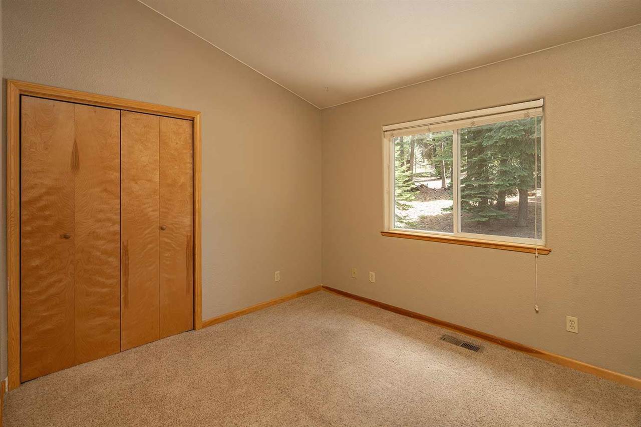 10475 Jeffrey Way Truckee, CA 96161 - Photo 13 of 21 an empty room with windows