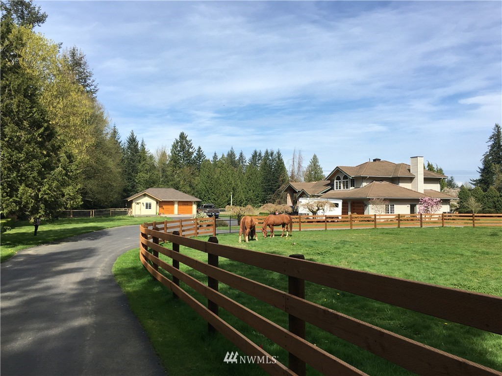 2772 Birch Bay Lynden Road Custer, WA 98240 - Photo 3 of 25