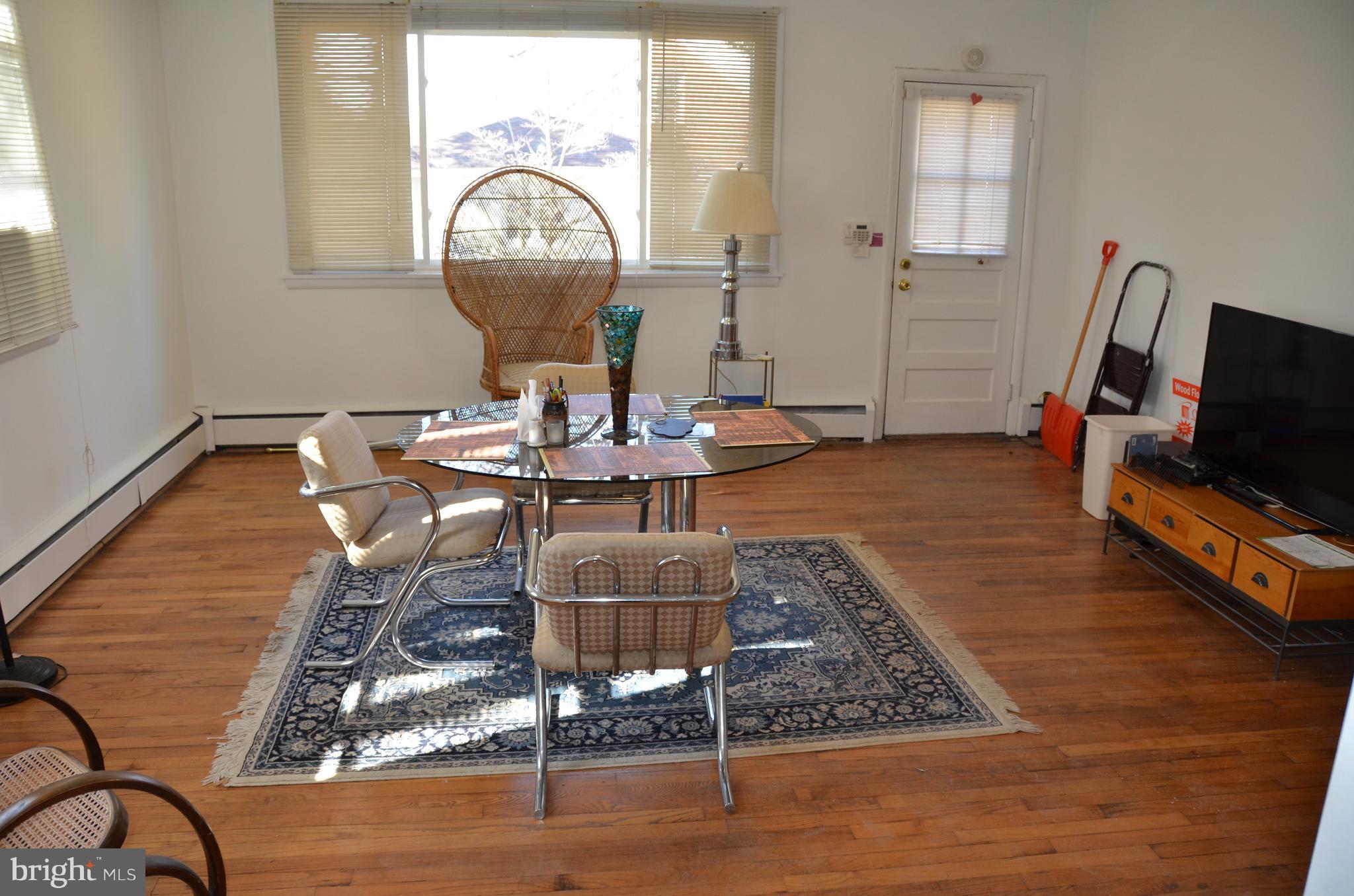 2810 Whitney Avenue Baltimore, MD 21215 - Photo 7 of 29 Dining Room
