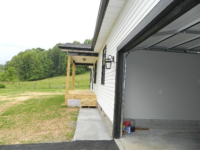 13396 Indian Run Road Glade Spring, VA 24340 - Photo 32 of 36 Gallery Image 32