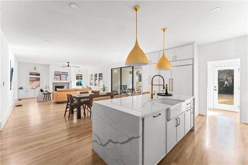 1165 Reeder Circle Northeast Atlanta, GA 30306 - Photo 2 of 76