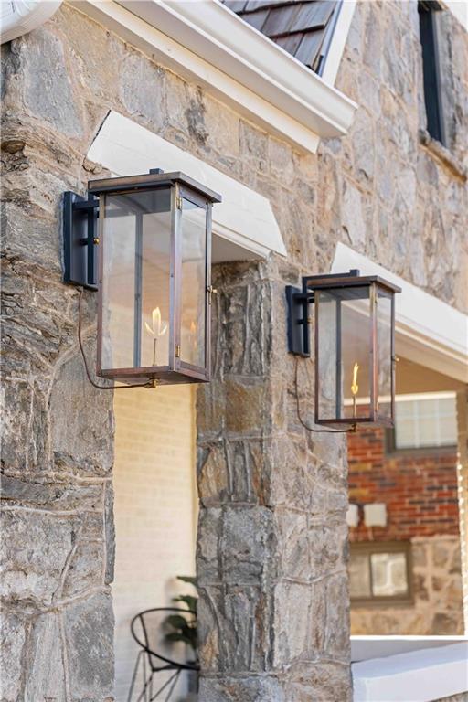 1165 Reeder Circle Northeast Atlanta, GA 30306 - Photo 7 of 76