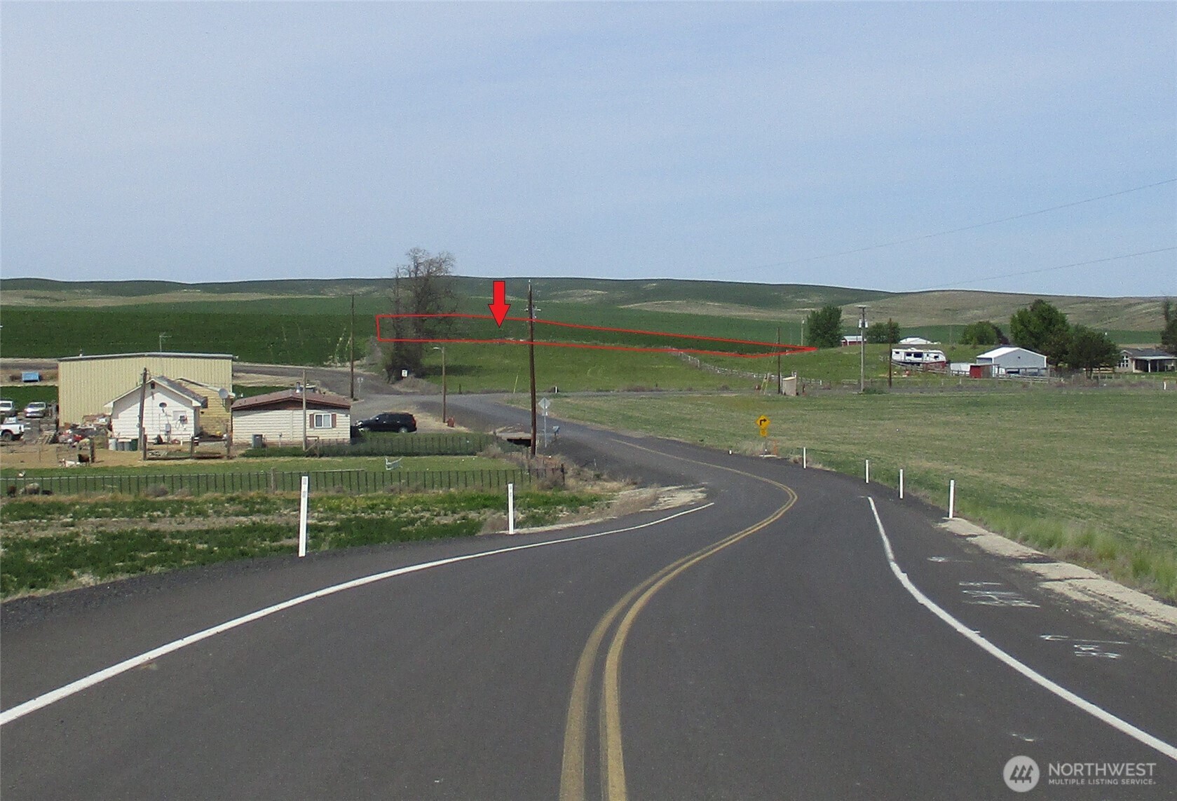 -nka Ash Hollow Road Touchet, WA 99360 - Photo 5 of 7 a view of a tennis court