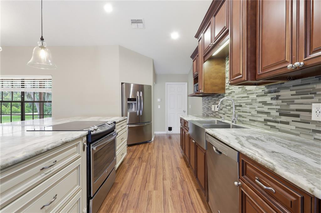 346 Riviera Drive DeBary, FL 32713 - Photo 15 of 52