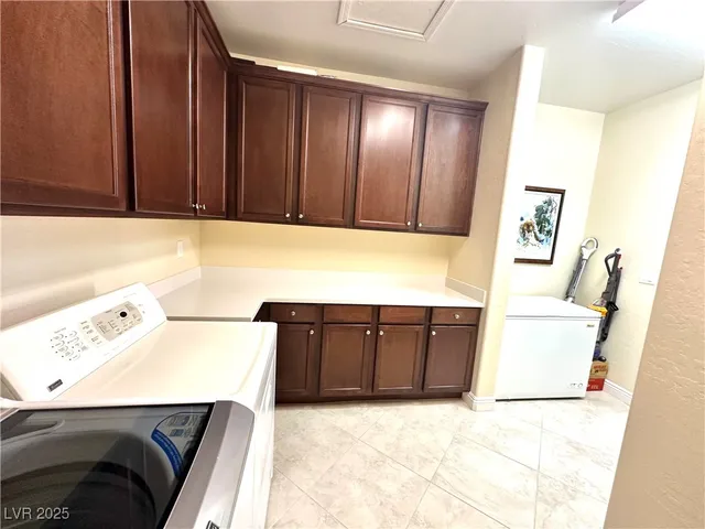 $1,085,000 | 8985 South Tomsik Street, Las Vegas, NV 89113