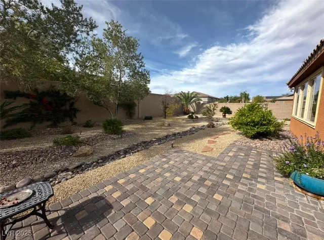 $1,085,000 | 8985 South Tomsik Street, Las Vegas, NV 89113