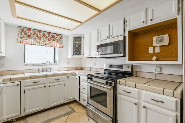 $389,000 | 2063 West Avalon Drive, Laughlin, NV 89029