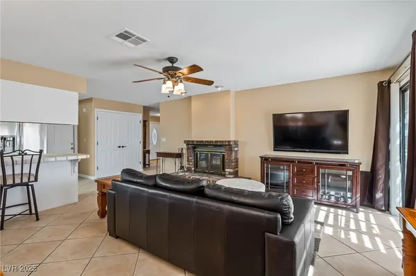 $389,000 | 2063 West Avalon Drive, Laughlin, NV 89029