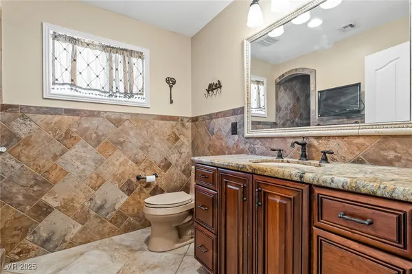 $389,000 | 2063 West Avalon Drive, Laughlin, NV 89029