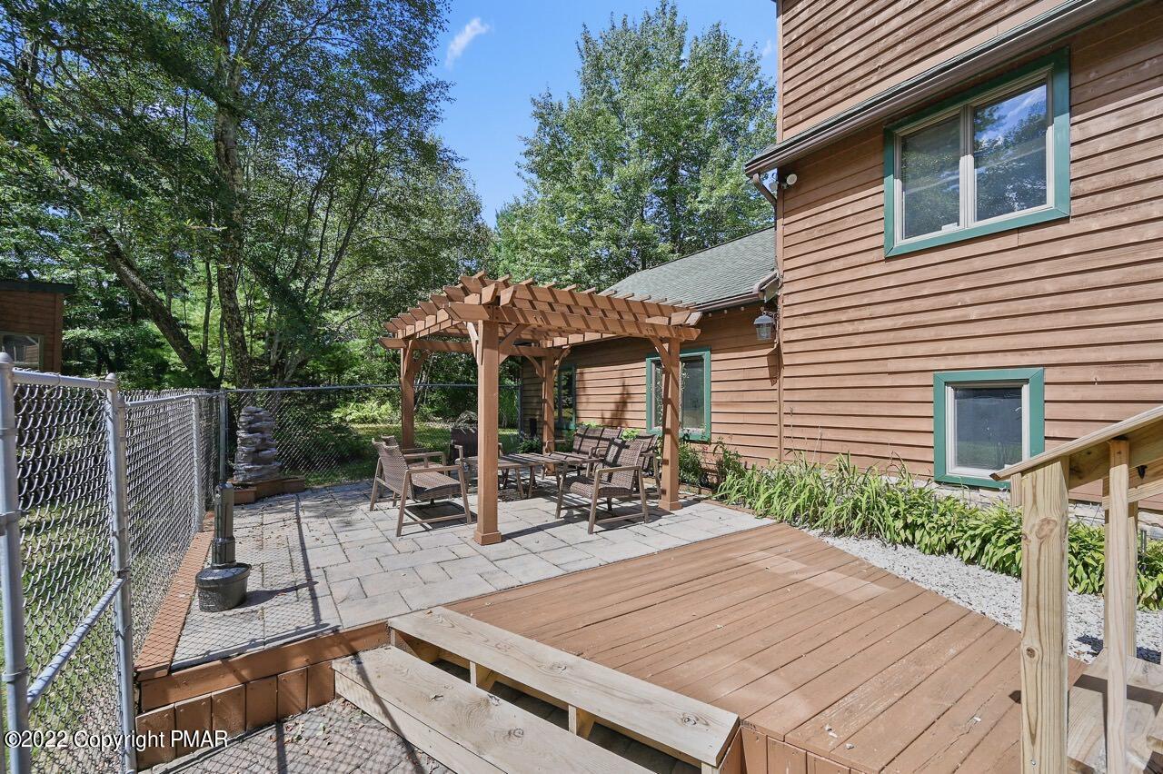 134 Moseywood Road Lake Harmony, PA 18624 - Photo 62 of 70 a view of backyard with sitting area