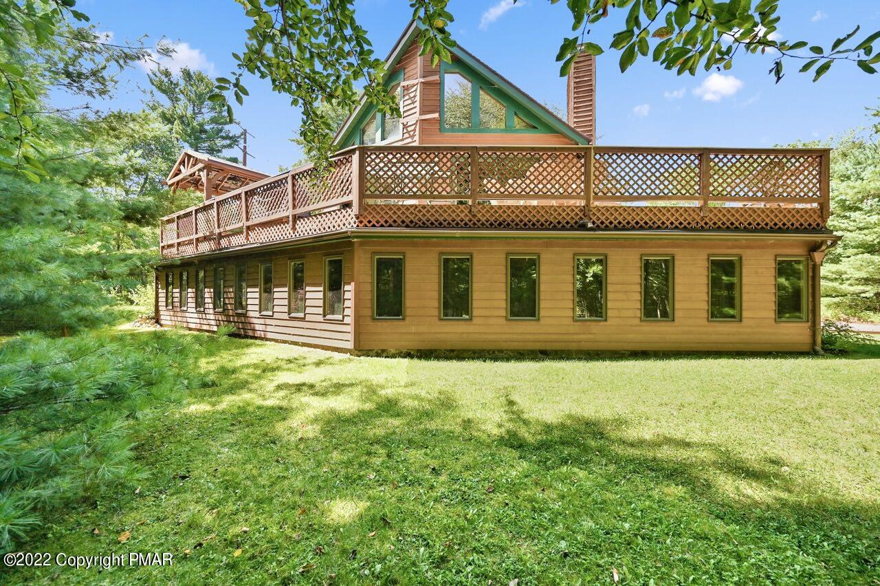 134 Moseywood Road Lake Harmony, PA 18624 - Photo 64 of 70 a front view of a house with a garden