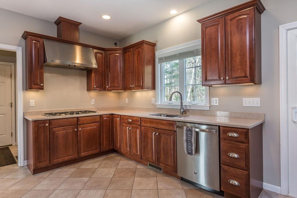 327 Finch Road Raynham, MA 02767 - Photo 5 of 23 Gallery Image 5