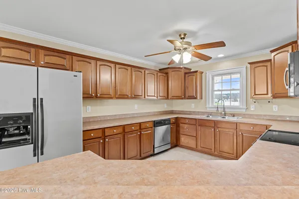 $424,900 | 206 Grand View Drive, Elizabeth City, NC 27909