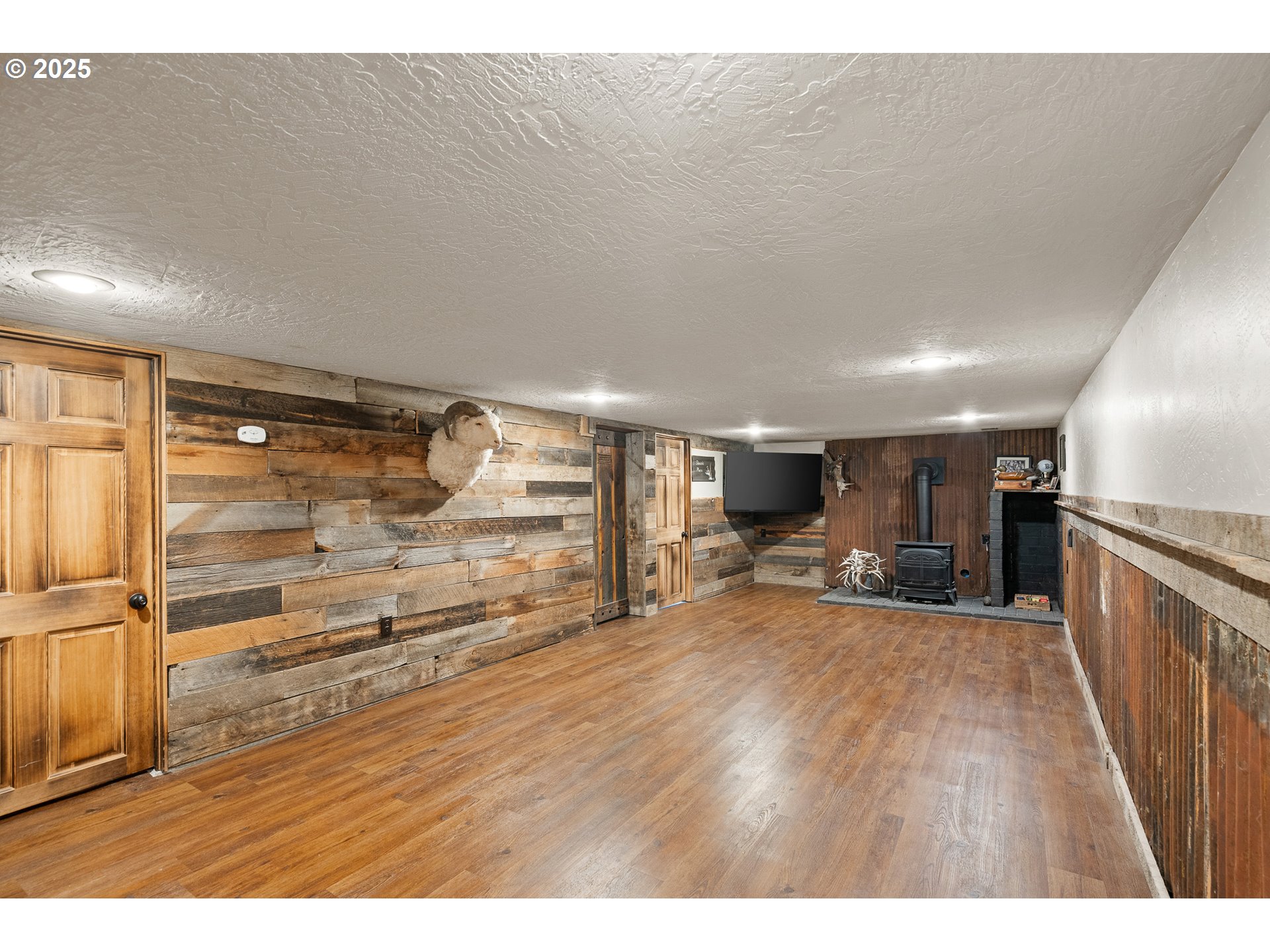 73594 Davis Lane Pendleton, OR 97801 - Photo 29 of 48 a view of a kitchen with a sink