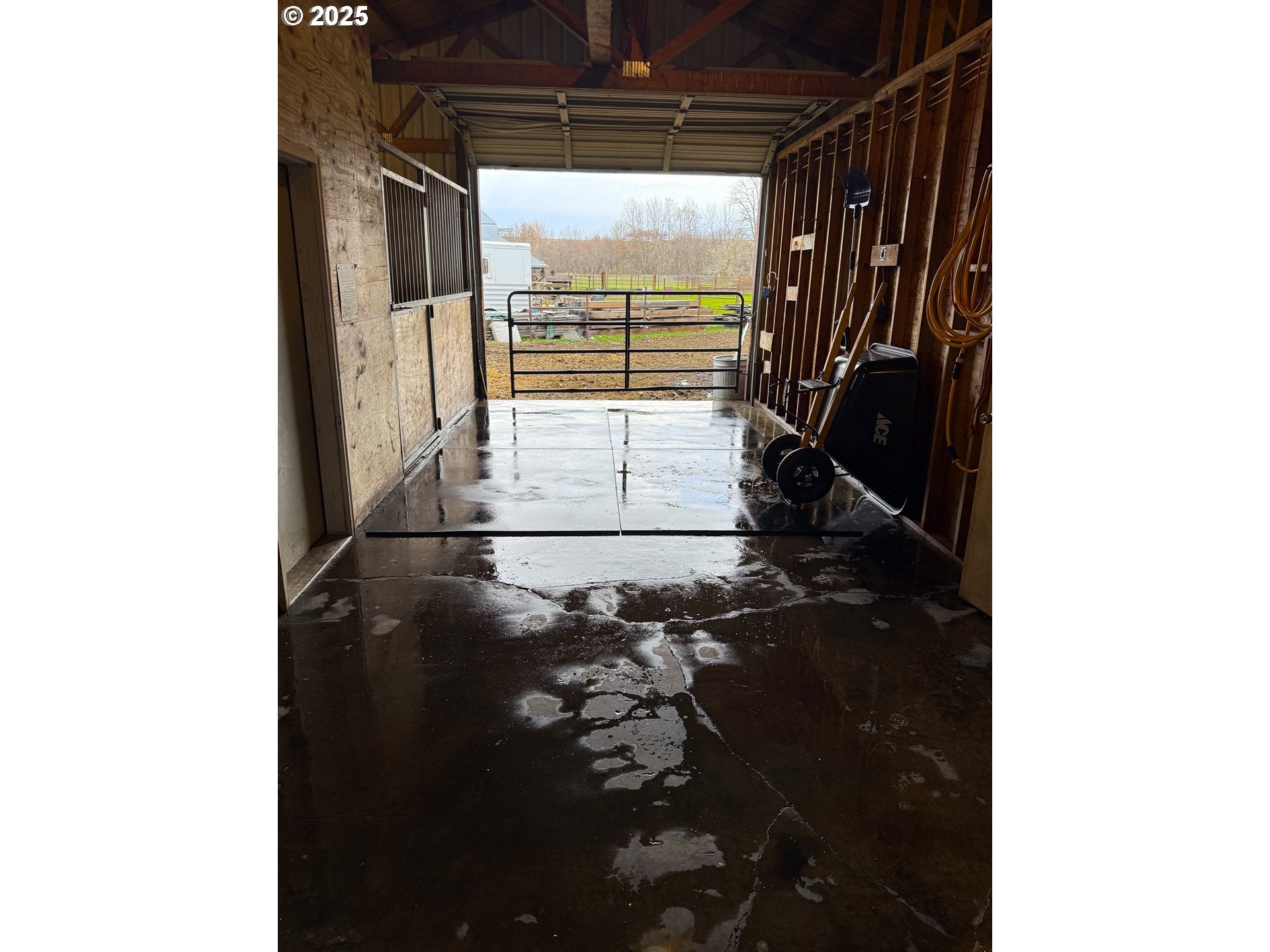 73594 Davis Lane Pendleton, OR 97801 - Photo 41 of 48