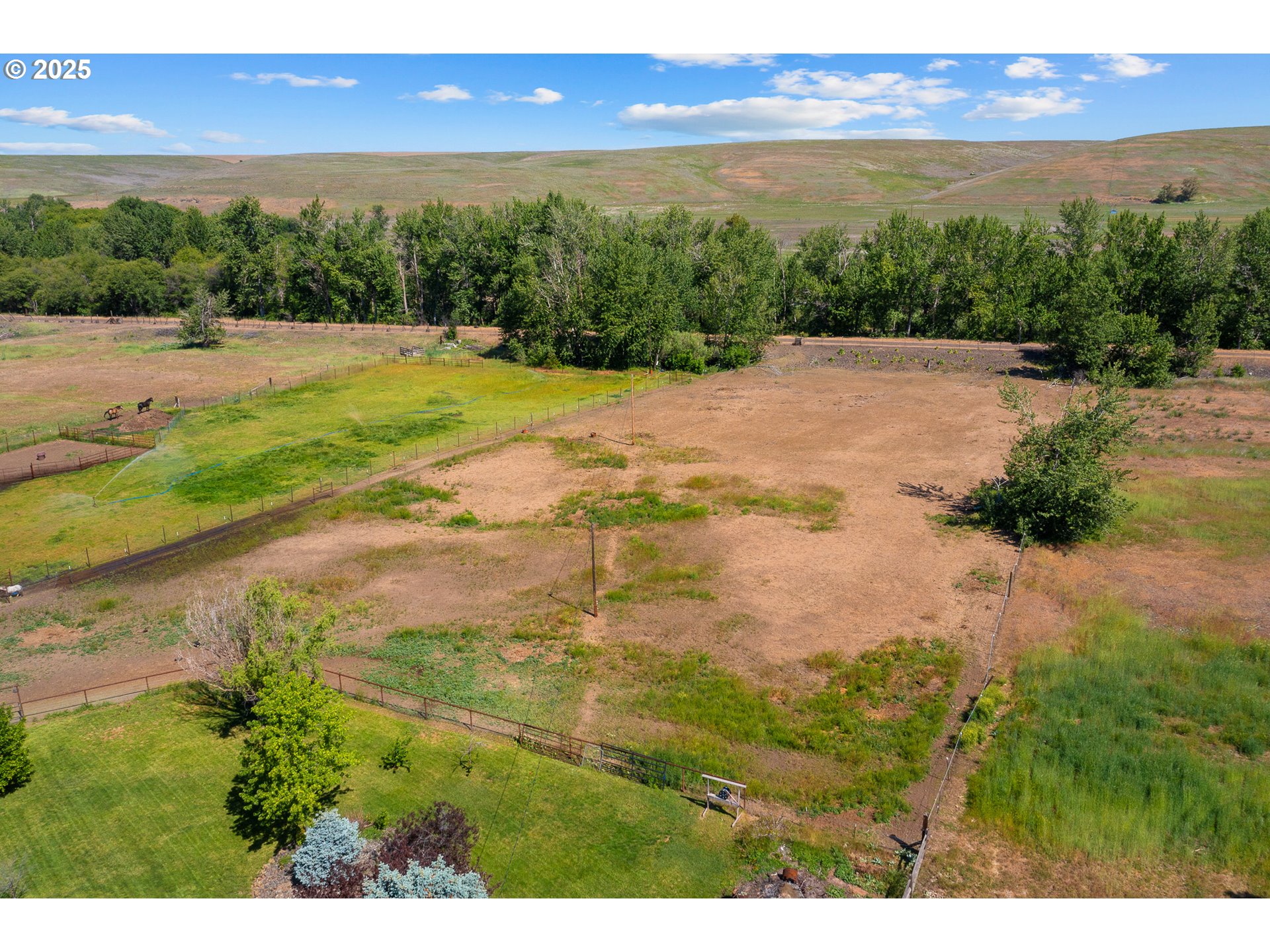73594 Davis Lane Pendleton, OR 97801 - Photo 43 of 48 a view of an outdoor space and a lake view