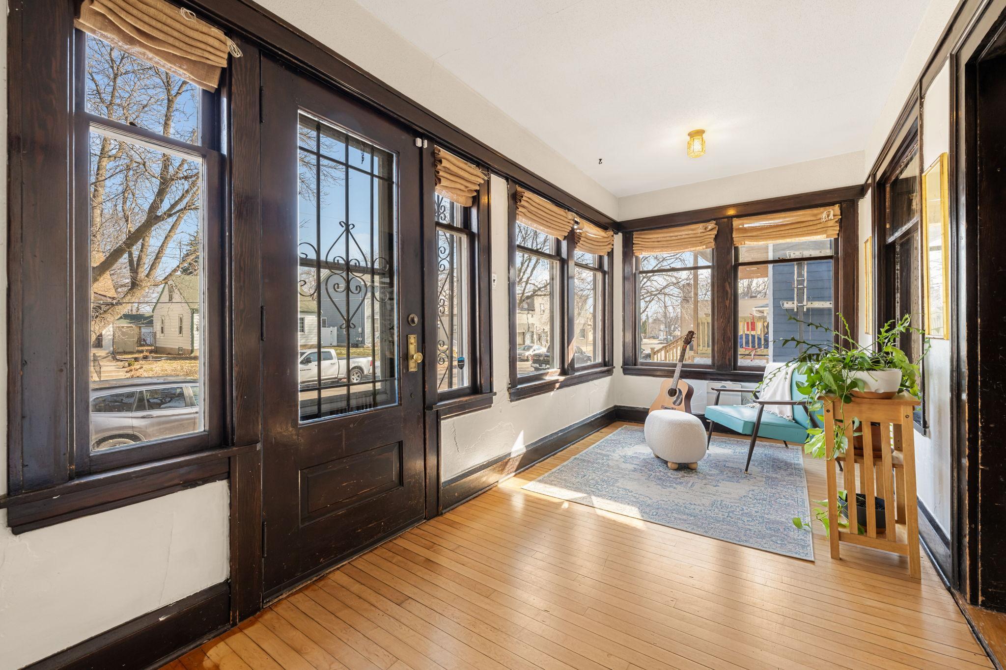 4018 5th Street Northeast Columbia Heights, MN 55421 - Photo 7 of 24