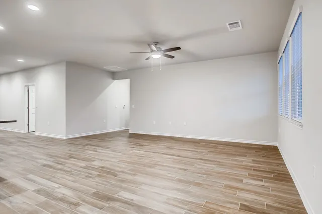 $2,650 | 11920 Saddle Rock Drive, Austin, TX 78725