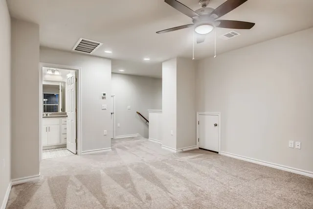 $2,650 | 11920 Saddle Rock Drive, Austin, TX 78725