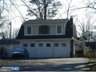 402 Durham Road Langhorne, PA 19047 - Photo 2 of 9 Garage
