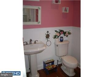 402 Durham Road Langhorne, PA 19047 - Photo 7 of 9 Bathroom