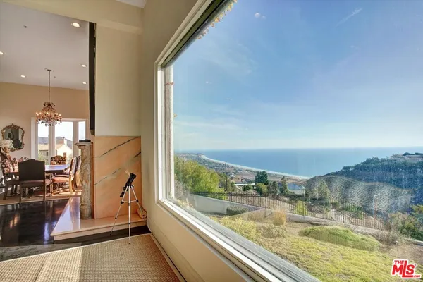 $29,000 | 5805 Foxview Drive, Malibu, CA 90265