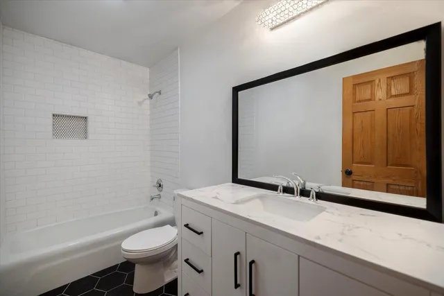 $349,950 | 2480 Shryer Avenue East, North St. Paul, MN 55109