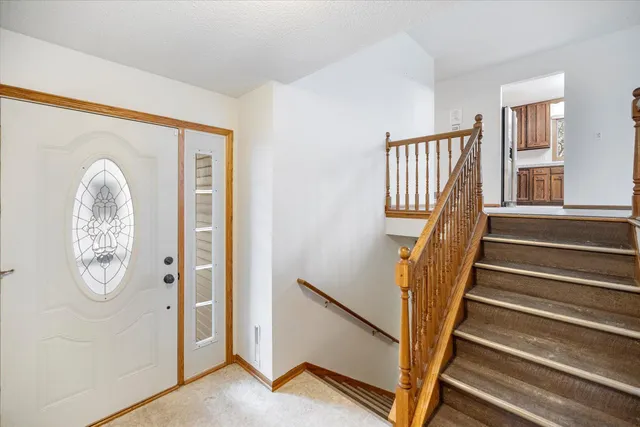 $349,950 | 2480 Shryer Avenue East, North St. Paul, MN 55109