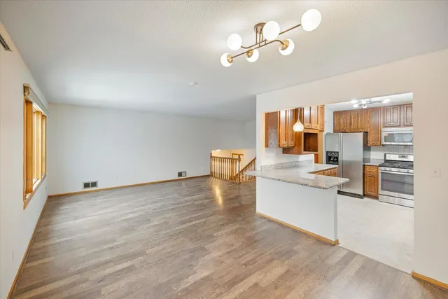 $349,950 | 2480 Shryer Avenue East, North St. Paul, MN 55109