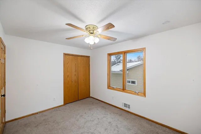 $349,950 | 2480 Shryer Avenue East, North St. Paul, MN 55109