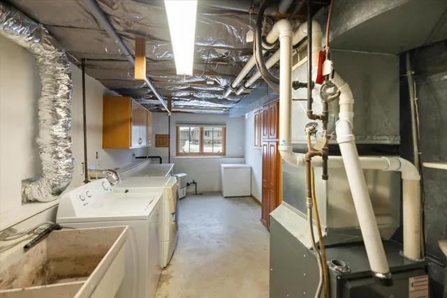 $349,950 | 2480 Shryer Avenue East, North St. Paul, MN 55109