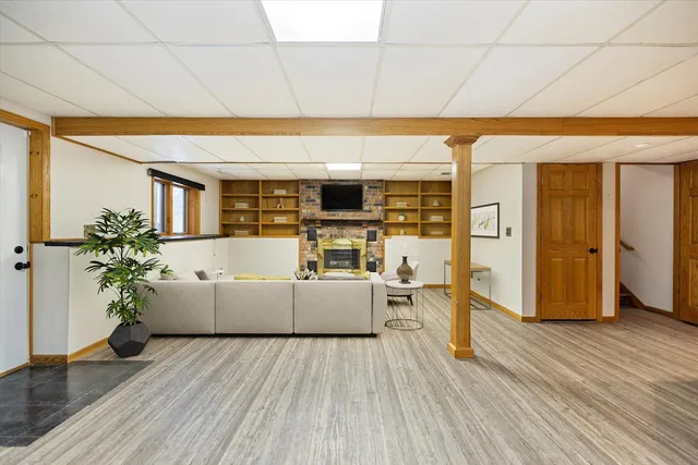 $349,950 | 2480 Shryer Avenue East, North St. Paul, MN 55109