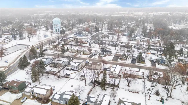 $349,950 | 2480 Shryer Avenue East, North St. Paul, MN 55109