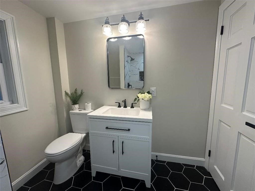 109 Kaufman Road Tiverton, RI 02878 - Photo 11 of 23
