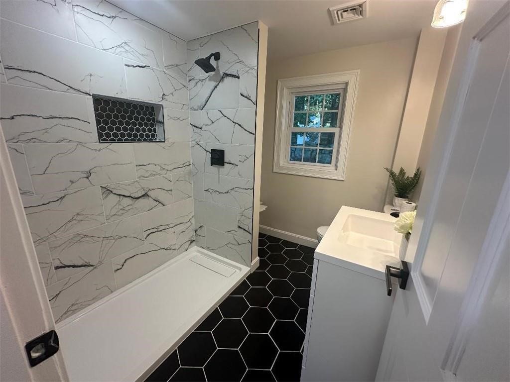 109 Kaufman Road Tiverton, RI 02878 - Photo 12 of 23