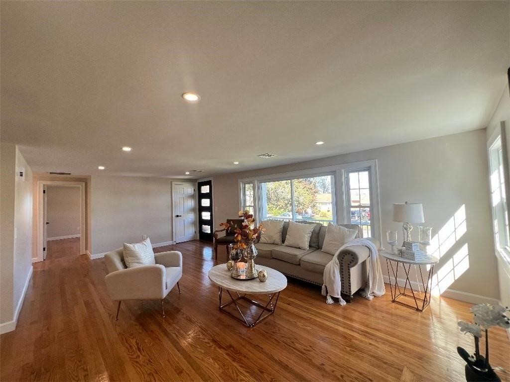 109 Kaufman Road Tiverton, RI 02878 - Photo 4 of 23